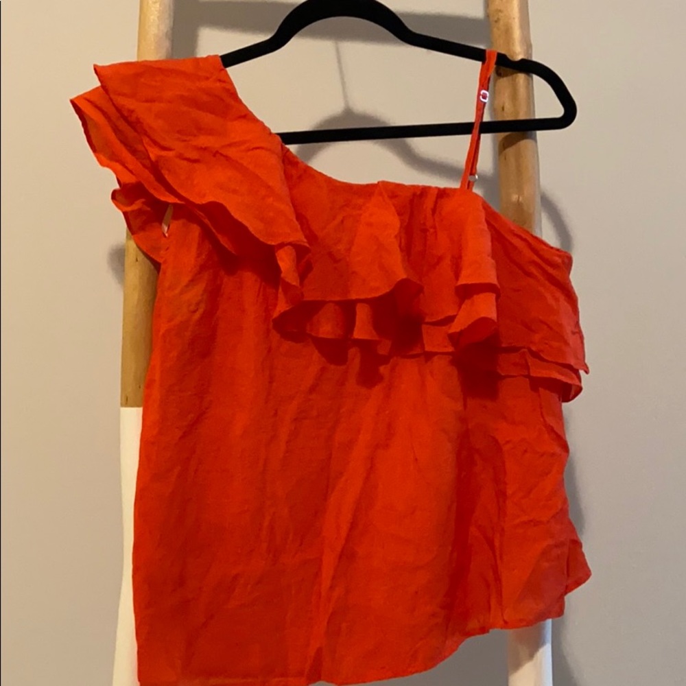 Boutique one shoulder top